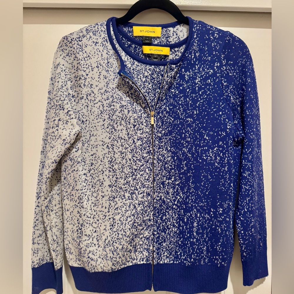 St. John Blue and Cream Ombré Patterned Knit Sweater Twin Set